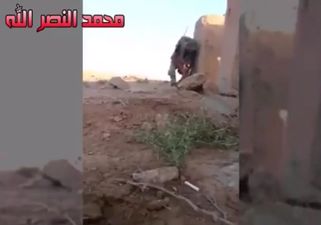 VIDEO: Iraqi soldier with balls of steel evades ISIS sniper by using his brain