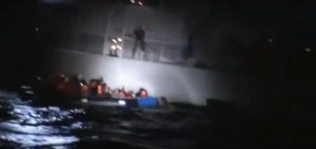 VIDEO: Greek coast guard allegedly tries to sink boat of Syrian refugees in Turkish waters