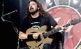 PIC: Dave Grohl pens a letter to Paris victims and releases new Foo Fighters music