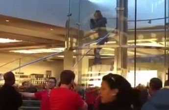 VIDEO: Man with sword enters New York store and demands ‘I just want an iPhone’