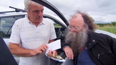 Clare farmer explaining why he painted his prize bull is like something out of Father Ted