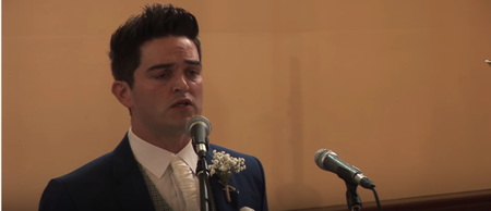 VIDEO: This Donegal man singing to his wife at their wedding will make you feel inadequate as a husband
