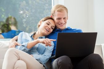 Netflix OR chill? Large percentage of young couples pick TV over sex at the start of relationships