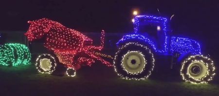 VIDEO: One of the best farming themed Christmas decorations you’ll see in Ireland