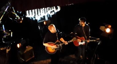 VIDEO: Gavin James and Danny from The Coronas singing Heroes And Ghosts