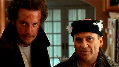 PIC: Joe Pesci and Daniel Stern reunited 25 years after Home Alone