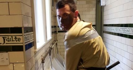 PIC: The most famous stag prank victim in Ireland gets married