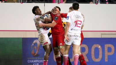 VIDEO: There’s been a red card in the Munster game for this disgusting eye gouge