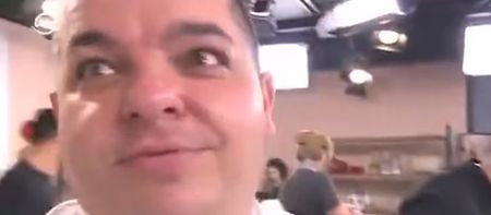 VIDEO: This chef was caught pretending to do something very bold live on TV