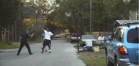 VIDEO: Police officer deals with a petty basketball complaint the best way possible