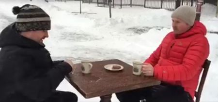 VIDEO: Zero fu**s given by two Irish guys having a cup of tea in the middle of Storm Jonas in Washington