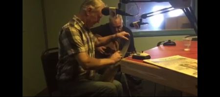 VIDEO: Wexford man plays ‘Danny Boy’ using just a handsaw live on the radio