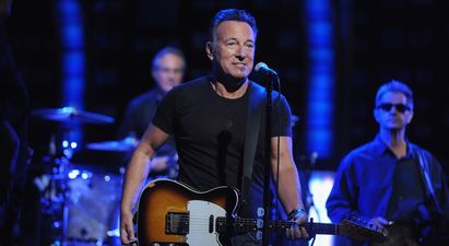 TWEETS: It seems as if everyone is waiting to buy Bruce Springsteen tickets this morning