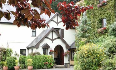 Weddings of up to 40 couples in jeopardy as Tipperary hotel closes with immediate effect