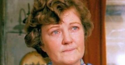 PIC: This is why you should always answer your phone when an Irish Mammy rings