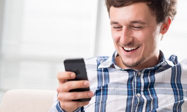 PICS: Waterford man hilariously responds to spam messages in series of texts