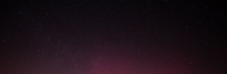 PIC: The Northern Lights provided a stunning setting over Drogheda last night