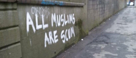 PICS: Anti-muslim graffiti goes up in Dublin and is quickly turned into something much nicer