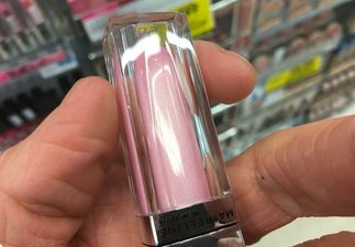 PIC: This text conversation between a couple has gone viral after boyfriend shops for girl’s makeup