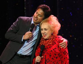 PICS: Tributes pour in for Everybody Loves Raymond star Doris Roberts, who has passed away