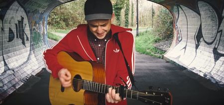 VIDEO: Mullingar musician FLYNN’s original tune ‘Ask Yourself’ is quality