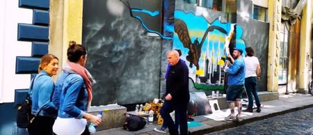WATCH: Dublin graffiti artist paints amazing World of Warcraft art in Temple Bar