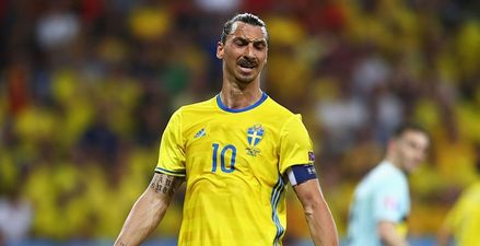 PIC: Zlatan Ibrahimovic confirms he will be joining Manchester United