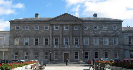 Poll shows that Fianna Fáil are by far the most popular political party in the country