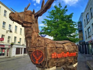 Win: #HuntTheMoment to win a luxury weekend at this year’s Reading festival