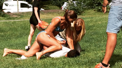 PIC: Man in Sweden steals phone from sunbathing woman, but she’s an off duty police officer