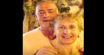 WATCH: Irish parents get foul-mouthed as they try to take a holiday selfie