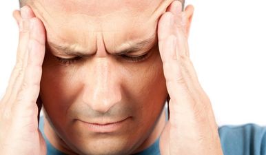 WATCH: People are swearing by this method of getting rid of a headache in just two minutes