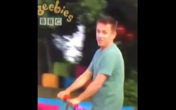 VIDEO: Did this CBeebies presenter really say the c-word on a kids’ TV show?