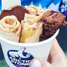 WATCH: This video showing ‘hand-rolled ice cream’ in Dublin is mesmerising