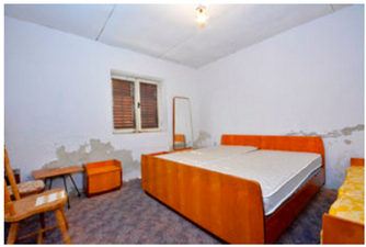 Thousands of people are looking to rent this mouldy bedsit in Dublin but there is something very unusual about it