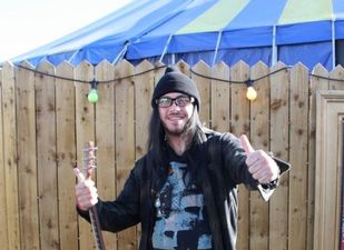 VIDEO: The disguise worked a treat for this undercover busker in Cork