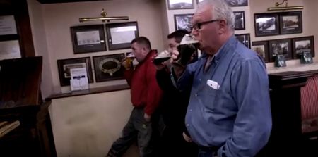 VIDEO: This Dublin pub’s Mannequin Challenge is all about the wink at the end