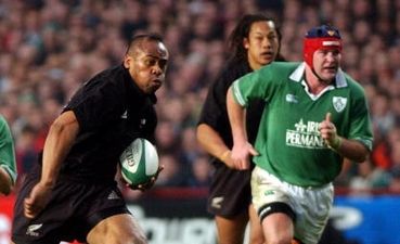 PIC: A touching tribute to Jonah Lomu and Anthony Foley ahead of tonight’s game