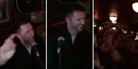 WATCH: Robbie Keane performs a brilliant version of Joxer Goes to Stuttgart in Dublin pub