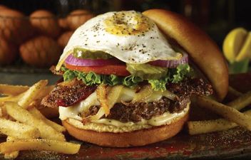 COMPETITION: TGI Friday’s and JOE want to treat you (and seven mates) to an exclusive taste of their tastiest new menu treats