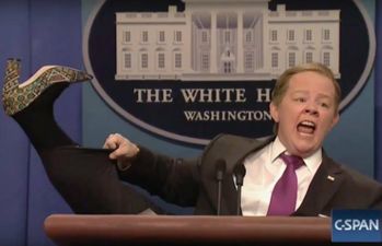 WATCH: Melissa McCarthy returns to SNL to angrily answer questions as Sean Spicer