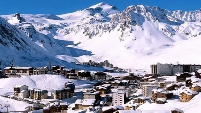 ‘At least four dead’ following avalanche in popular French ski resort Tignes