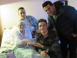 WATCH: Connacht rugby players visit Galway hospice for Valentine’s Day