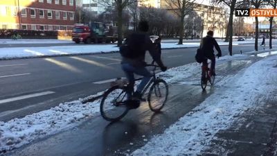 WATCH: The funniest ‘slipping on ice’ video since yer man fell on his snot on RTÉ