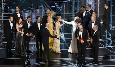 Organisers issue statement to apologise for and clarify THAT mix-up at the Oscars