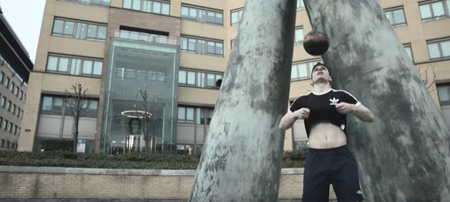WATCH: Freestyle footballer roams the streets of Dublin in a tribute to the Jack Charlton era