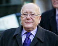 Former Coronation Street actor Roy Barraclough has died, aged 81