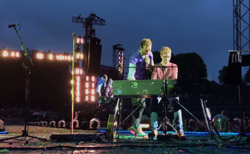 WATCH: Coldplay invite fan up on stage to play piano in Germany