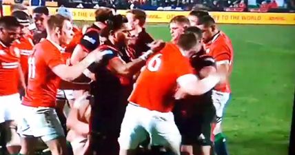 WATCH: Peter O’Mahony steps up for his Lions teammates, takes on three separate Crusaders at once