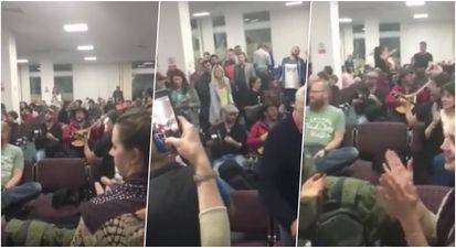 WATCH: Irish flight in Newcastle is delayed, passengers start massive trad session while waiting